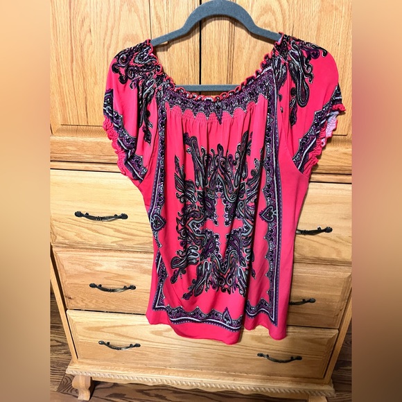 Women’s coral top - Picture 3 of 3